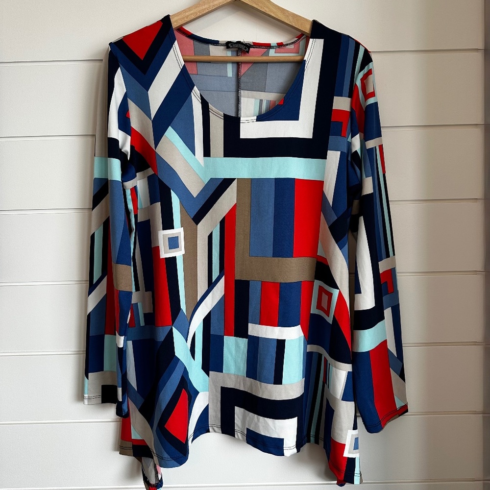 Clientele Geometric Print Tunic Top Made in Canada Blue Red